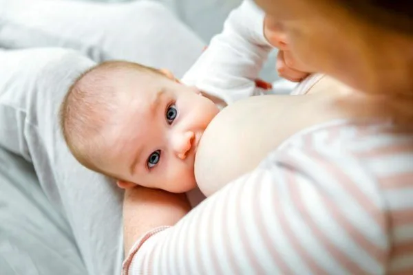 Breastfeeding my baby: What’s the ideal amount?